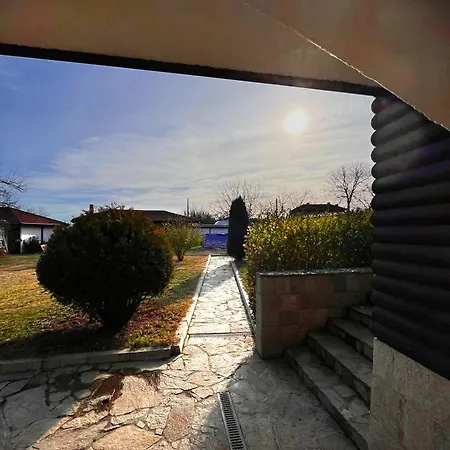 Villa Entheos *