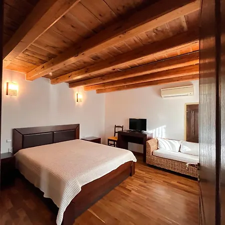 Entheos Βίλα Vŭrben