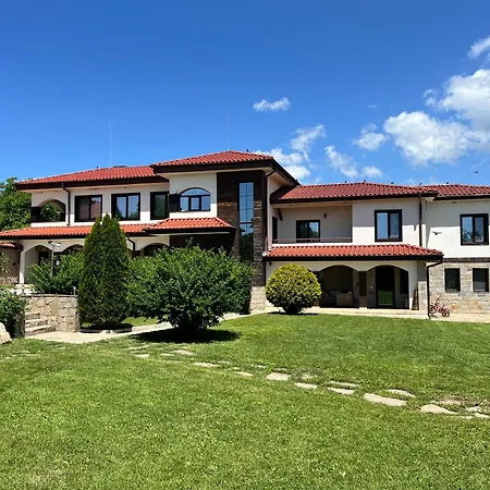 Villa Entheos